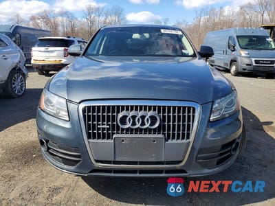 Piąte zdjęcie samochodu w środku: 2011 AUDI Q5 PREMIUM PLUS VIN:WA1LFAFP4BA091576 - miniatura