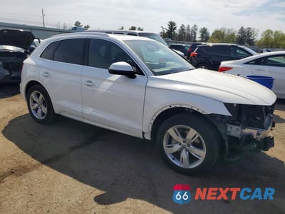 Czwarte zdjęcie samochodu z boku: 2019 AUDI Q5 PREMIUM PLUS VIN:WA1BNAFY4K2051239 - miniatura