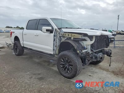 Czwarte zdjęcie samochodu z boku: 2021 FORD F150 SUPERCREW VIN:1FTFW1E51MKD28282 - miniatura