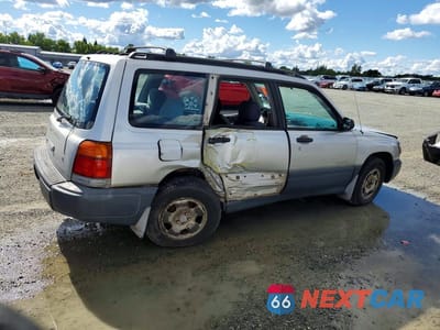 Trzecie zdjęcie samochodu z tyłu: 2000 SUBARU FORESTER L VIN:JF1SF6350YH731063 - miniatura
