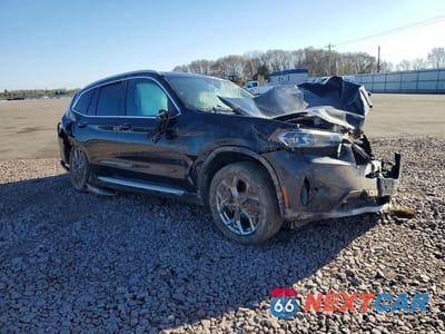Czwarte zdjęcie samochodu z boku: 2024 BMW X3 XDRIVE30I VIN:5UX53DP03R9U63039 - miniatura