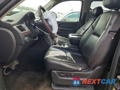 Zdjęcie 7 z 13 samochodu: 2013 CADILLAC ESCALADE ESV PREMIUM VIN:1GYS4JEFXDR220483 - miniatura