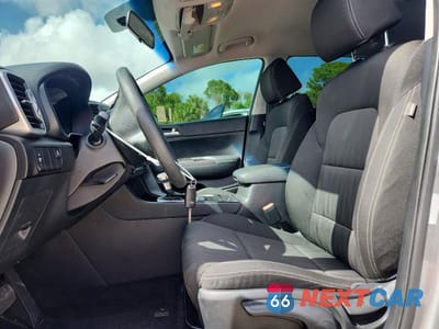 Zdjęcie 7 z 13 samochodu: 2019 KIA SPORTAGE LX VIN:KNDPMCAC2K7591875 - miniatura