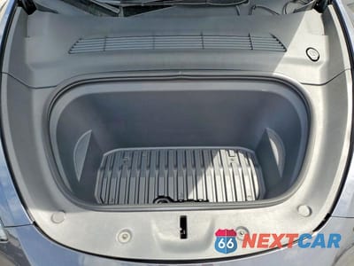 Zdjęcie 11 z 13 samochodu: 2024 TESLA MODEL Y VIN:7SAYGDEE5RA253856 - miniatura