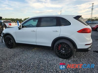 Drugie zdjęcie samochodu z przodu: 2015 PORSCHE CAYENNE TURBO VIN:WP1AC2A26FLA80496 - miniatura