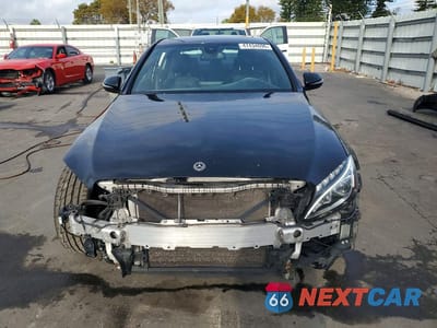 Piąte zdjęcie samochodu w środku: 2018 MERCEDES-BENZ C 43 4MATIC AMG VIN:55SWF6EB4JU257704 - miniatura