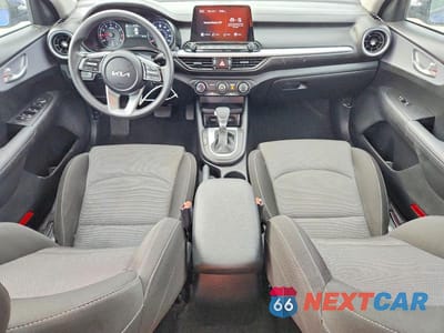 Zdjęcie 8 z 13 samochodu: 2024 KIA FORTE LXS VIN:3KPF24AD3RE808618 - miniatura