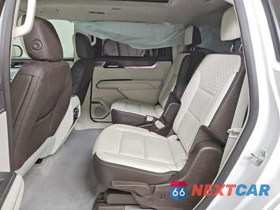 Zdjęcie 11 z 13 samochodu: 2025 GMC ACADIA DENALI VIN:1GKENLRSXSJ253034 - miniatura
