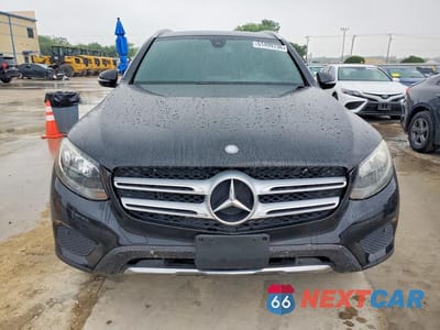 Piąte zdjęcie samochodu w środku: 2017 MERCEDES-BENZ GLC 300 VIN:WDC0G4JB5HF227660 - miniatura