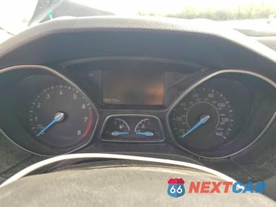 Zdjęcie 9 z 12 samochodu: 2018 FORD FOCUS SE VIN:1FADP3F27JL236948 - miniatura