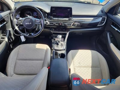 Zdjęcie 8 z 13 samochodu: 2022 KIA SELTOS EX VIN:KNDERCAA9N7315673 - miniatura