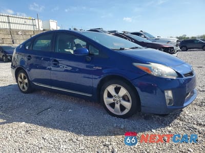 Czwarte zdjęcie samochodu z boku: 2010 TOYOTA PRIUS V VIN:JTDKN3DU7A0064871 - miniatura