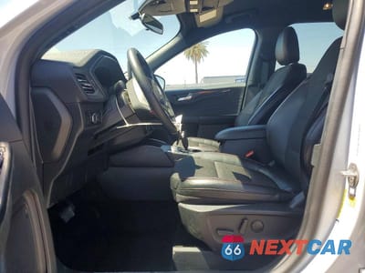 Zdjęcie 7 z 14 samochodu: 2025 FORD ESCAPE ST LINE VIN:1FMCU0MN7SUB34891 - miniatura