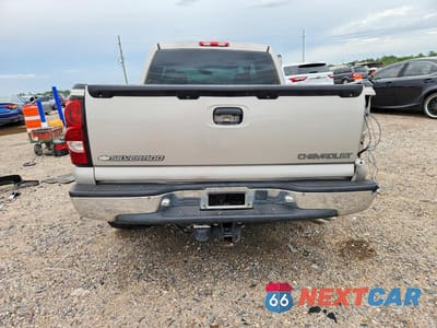 Zdjęcie 6 z 13 samochodu: 2005 CHEVROLET SILVERADO C1500 VIN:2GCEC13T151332694 - miniatura