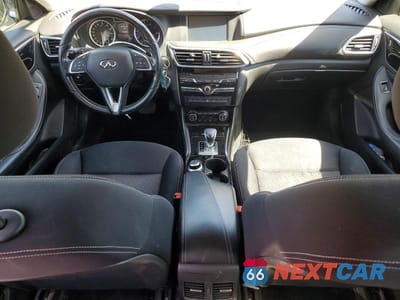 Zdjęcie 8 z 13 samochodu: 2018 INFINITI QX30 BASE VIN:SJKCH5CP8JA046289 - miniatura