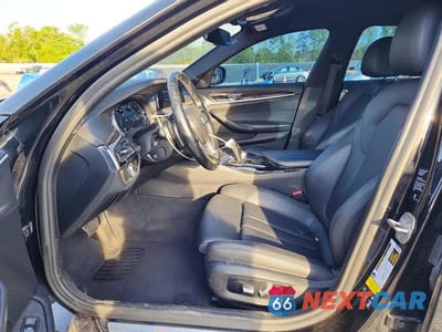 Zdjęcie 7 z 11 samochodu: 2019 BMW 530 XI VIN:WBAJA7C55KG912146 - miniatura