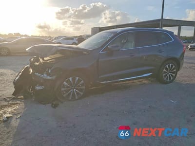 2023 VOLVO XC60 PLUS YV4L12RE0P1391480 - główne zdjęcie licytacji z USA - miniatura