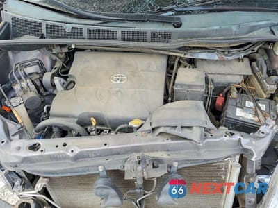 Zdjęcie 12 z 14 samochodu: 2013 TOYOTA SIENNA XLE 8-PASSENGER VIN:5TDYK3DC5DS351766 - miniatura
