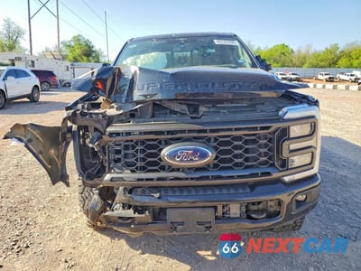 Piąte zdjęcie samochodu w środku: 2023 FORD F250 SUPER DUTY VIN:1FT8W2BN9PED26060 - miniatura