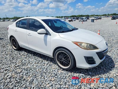 Czwarte zdjęcie samochodu z boku: 2010 MAZDA 3 I VIN:JM1BL1SF3A1157976 - miniatura