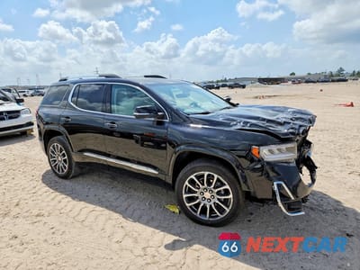 Czwarte zdjęcie samochodu z boku: 2023 GMC ACADIA DENALI VIN:1GKKNPLS8PZ144728 - miniatura