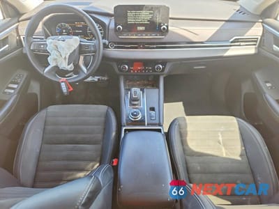 Zdjęcie 8 z 14 samochodu: 2023 MITSUBISHI OUTLANDER SE VIN:JA4J3UA82PZ058098 - miniatura