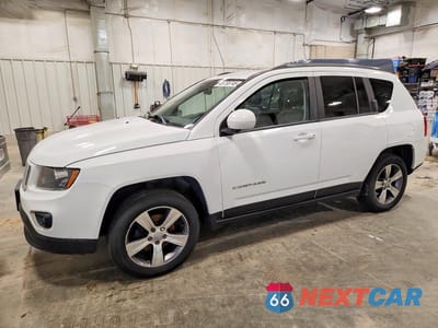 2017 JEEP COMPASS LATITUDE 1C4NJCEA4HD118059 - główne zdjęcie licytacji z USA - miniatura