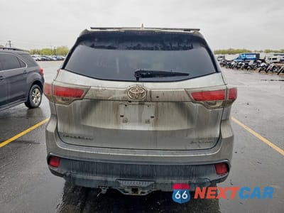 Zdjęcie 6 z 13 samochodu: 2016 TOYOTA HIGHLANDER XLE VIN:5TDJKRFH6GS252617 - miniatura