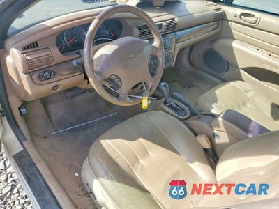 Zdjęcie 8 z 12 samochodu: 2004 CHRYSLER SEBRING LXI VIN:1C3EL55R54N113957 - miniatura