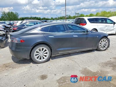 Trzecie zdjęcie samochodu z tyłu: 2017 TESLA MODEL S VIN:5YJSA1E2XHF193468 - miniatura