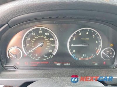 Zdjęcie 9 z 12 samochodu: 2016 BMW X5 XDRIVE35I VIN:5UXKR0C57G0P26808 - miniatura