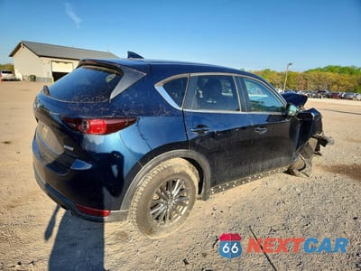 Trzecie zdjęcie samochodu z tyłu: 2019 MAZDA CX-5 TOURING VIN:JM3KFBCM7K0553109 - miniatura