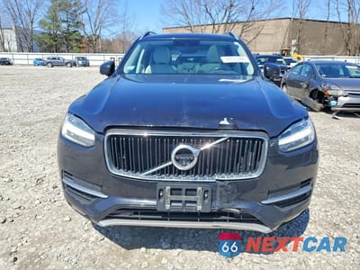 Piąte zdjęcie samochodu w środku: 2016 VOLVO XC90 T6 VIN:YV4A22PK0G1032787 - miniatura