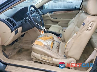 Zdjęcie 7 z 11 samochodu: 2004 HONDA ACCORD EX VIN:1HGCM82674A016828 - miniatura