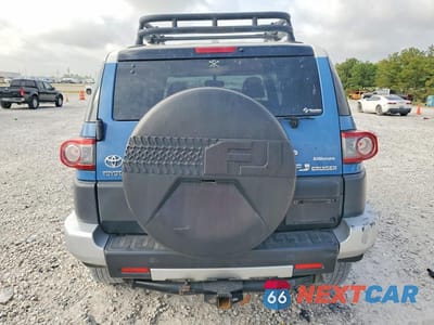 Zdjęcie 6 z 13 samochodu: 2013 TOYOTA FJ CRUISER BASE VIN:JTEBU4BF4DK163617 - miniatura
