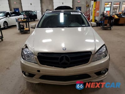 Piąte zdjęcie samochodu w środku: 2010 MERCEDES-BENZ C 300 4MATIC VIN:WDDGF8BB6AF476431 - miniatura