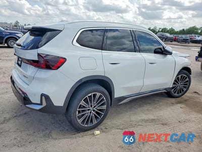Trzecie zdjęcie samochodu z tyłu: 2025 BMW X1 XDRIVE28I VIN:WBX73EF03S5066741 - miniatura