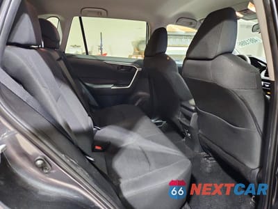 Zdjęcie 11 z 13 samochodu: 2019 TOYOTA RAV4 LE VIN:2T3G1RFV4KC021694 - miniatura