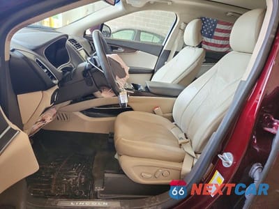 Zdjęcie 7 z 12 samochodu: 2018 LINCOLN MKX RESERVE VIN:2LMPJ6LR3JBL40929 - miniatura