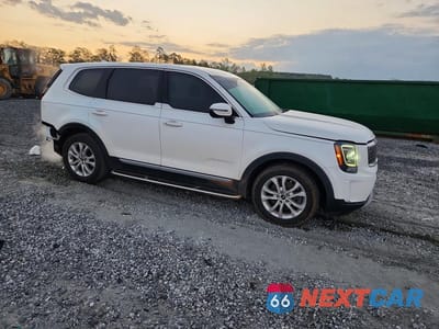 Czwarte zdjęcie samochodu z boku: 2021 KIA TELLURIDE LX VIN:5XYP24HC6MG107553 - miniatura