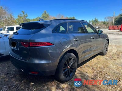 Czwarte zdjęcie samochodu z boku: 2017 JAGUAR F-PACE PRESTIGE VIN:SADCK2BVXHA491148 - miniatura