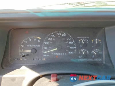 Zdjęcie 9 z 14 samochodu: 1996 CHEVROLET SUBURBAN C1500 VIN:1GNEC16R7TJ348781 - miniatura