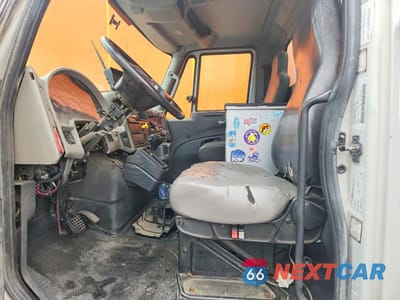 Zdjęcie 7 z 12 samochodu: 2012 INTERNATIONAL 4300 DELIVERY TRUCK VIN:3HAMMAAN6CL134147 - miniatura