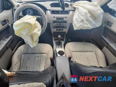 Zdjęcie 8 z 12 samochodu: 2008 FORD FOCUS SE VIN:1FAHP35N98W206789 - miniatura