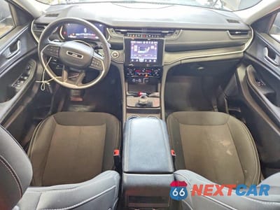 Zdjęcie 8 z 13 samochodu: 2023 JEEP GRAND CHEROKEE LAREDO VIN:1C4RJHAG6P8851021 - miniatura