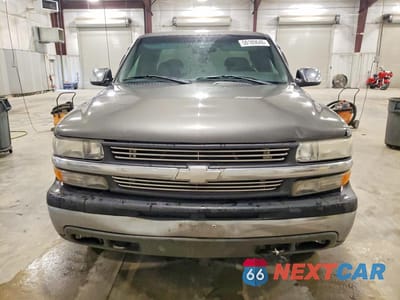Piąte zdjęcie samochodu w środku: 2002 CHEVROLET SILVERADO K1500 VIN:2GCEK19T721197713 - miniatura