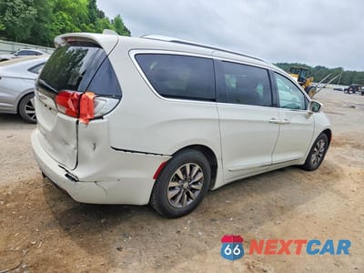 Trzecie zdjęcie samochodu z tyłu: 2019 CHRYSLER PACIFICA TOURING L PLUS VIN:2C4RC1EG3KR604905 - miniatura