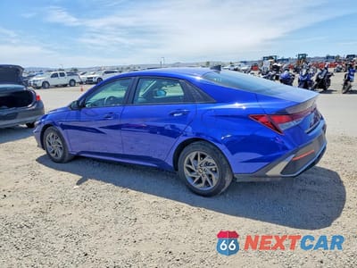 Drugie zdjęcie samochodu z przodu: 2024 HYUNDAI ELANTRA SEL VIN:KMHLM4DG1RU671212 - miniatura