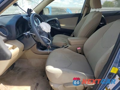 Zdjęcie 7 z 13 samochodu: 2012 TOYOTA RAV4 BASE VIN:JTMZF4DV1CD032780 - miniatura