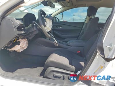 Zdjęcie 7 z 13 samochodu: 2025 HONDA ACCORD SE VIN:1HGCY1F49SA058662 - miniatura
